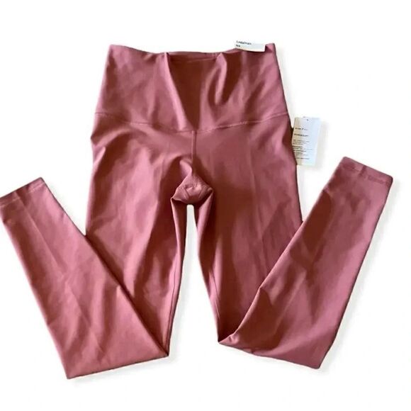 Old Navy High-Waisted Elevate 7/8-Length Leggings for Women - Picture 2 of 5